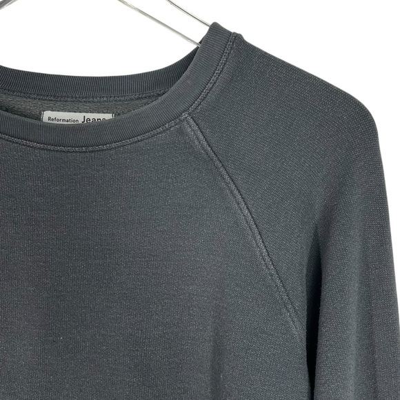 REFORMATION JEANS Washed Grey Crewneck Long Sleeve Size Small - Picture 2 of 8